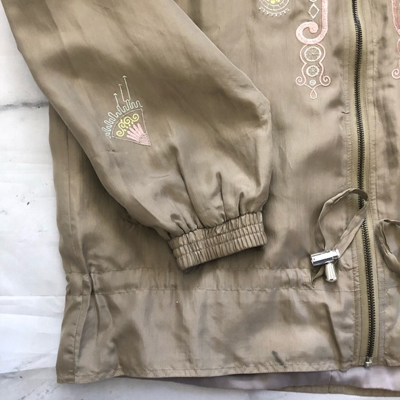 VNTG Silk Embroidered Jacket - Picture 2 of 13